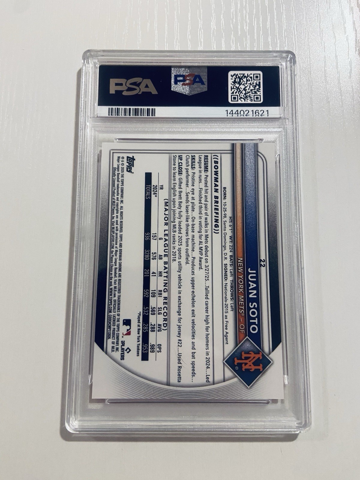 Juan Soto 2025 Bowman Chrome Orange Geometric Refractor /25 #22 PSA 9 view 3