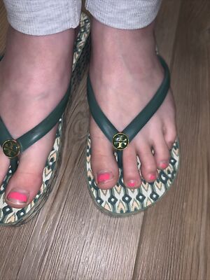Tory Burch Gold Forest Green Flip Flops Sandals UNIQUE DESIGN nwot  ❤️sj7m39