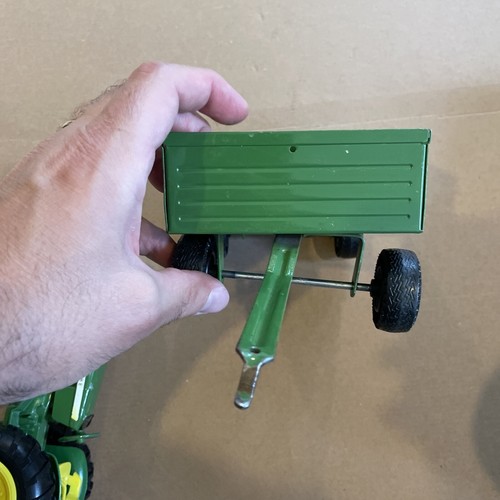 Tractor John Deere 52040 1/16 The Ertl Company Dyersville Iowa USA + Trailer ! - Picture 8 of 9