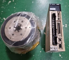 YASKAWA SERVO SGDV-2R8A01A, SGMCS-07B3C11  DIRECT DRIVE 147W 7N.m, NO Cables