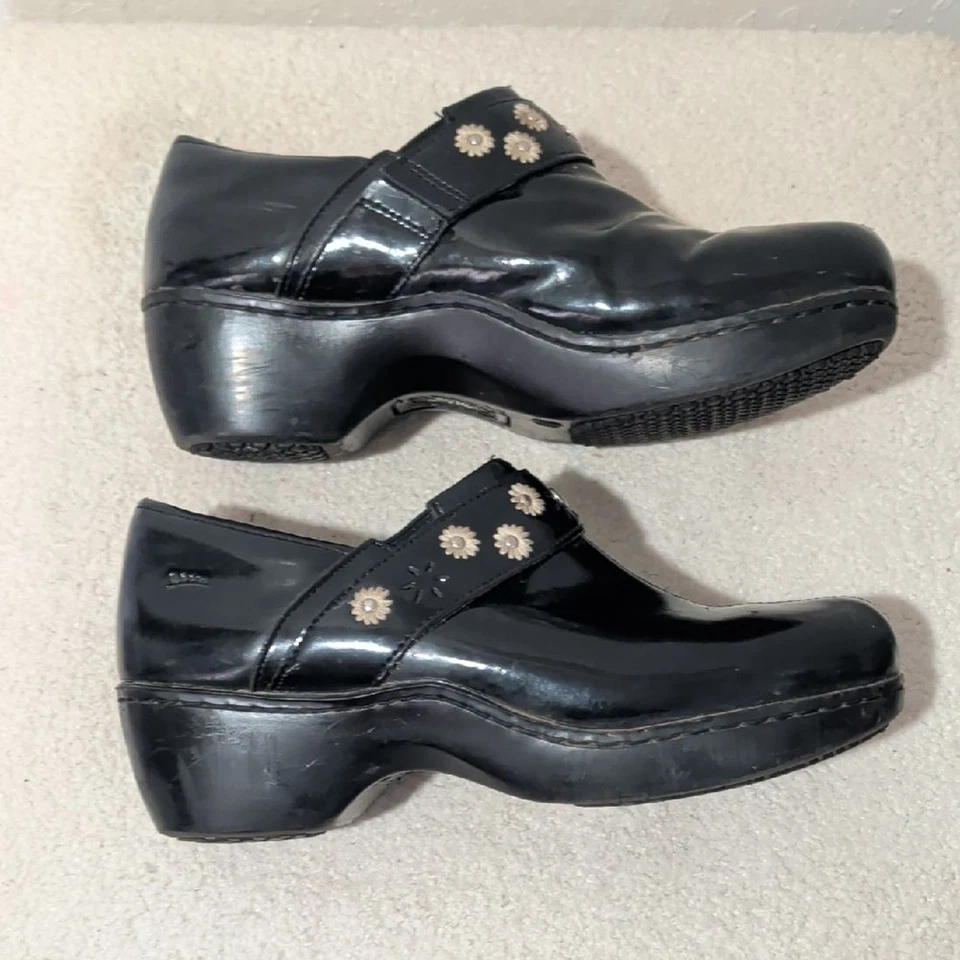 Spring Step Black Patent Leather Clogs EU 41 Floral Stud Strap Comfort - Image 3 of 4