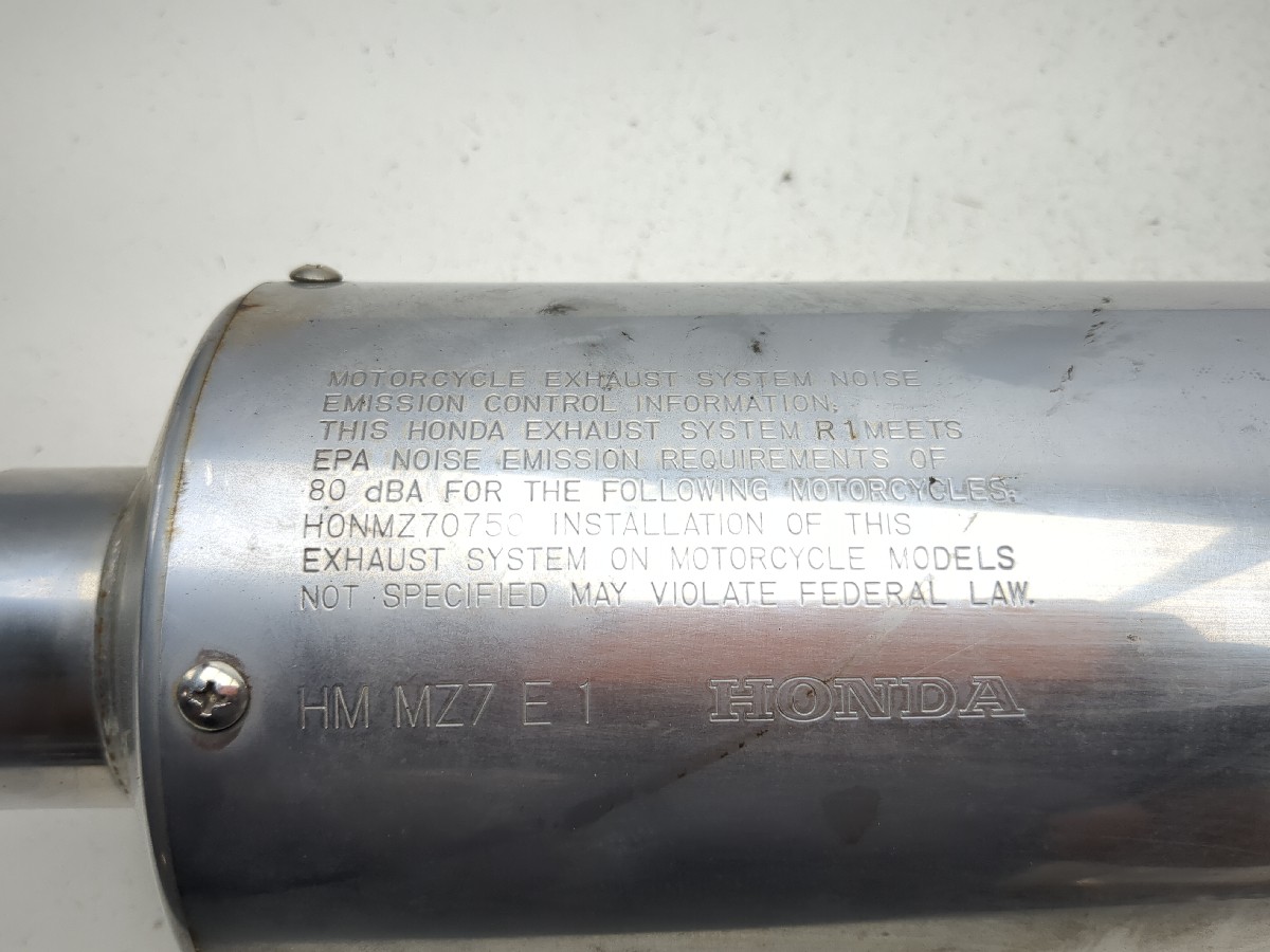☆mil☆ OEM 1995 Honda Vfr750 Interceptor HM Mz7 E1 Sankei 2328
