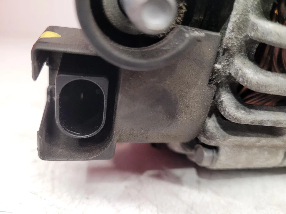 MERCEDES BENZ B-CLASS 245 SERIES B180 2011 ALTERNATOR 2.0L DIESEL 640154050280 - Image 4 of 4