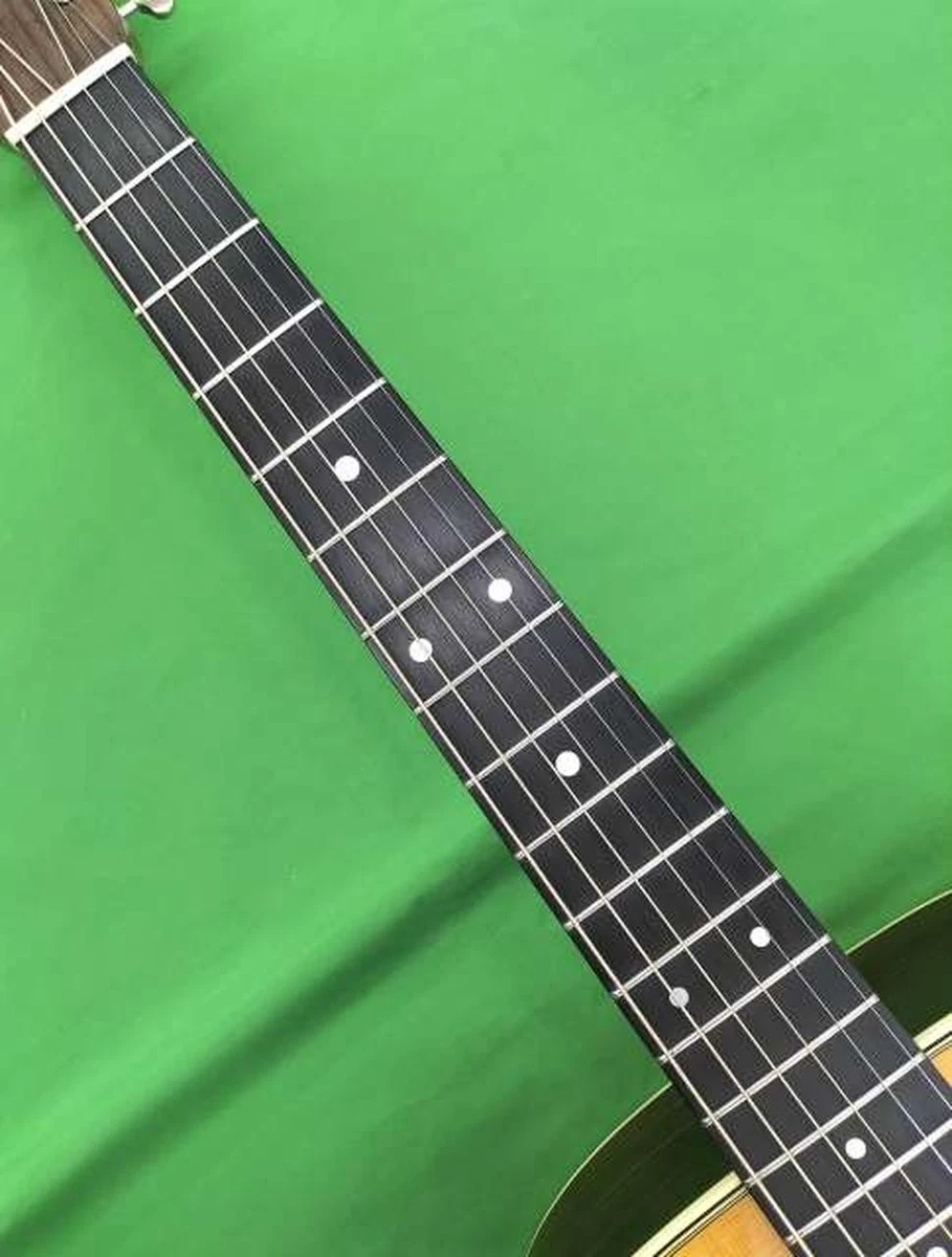 Martin D-28 Standard 2018 Dreadnought Akustikgitarre Versand aus Japan