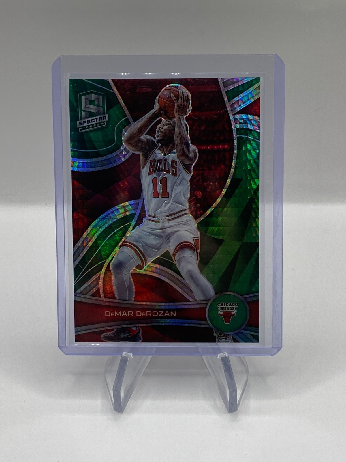 2021-22 DeMar DeRozan Panini Spectra #9 Red & Green Prizm