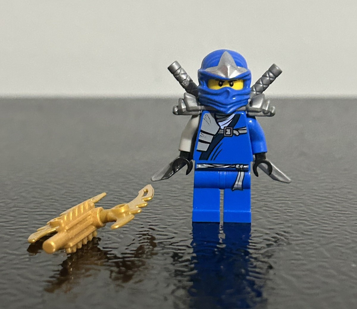 LEGO Ninjago Jay ZX Minifigure (njo034) w/Weapons - Good LEGO Ninjago Jay ZX Minifigure (njo034) w/Weapons - Good