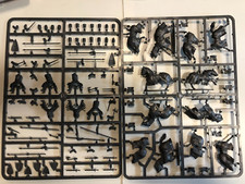 MEDIEVAL KNIGHTS SPRUES  - VICTRIX - OLDHAMMER