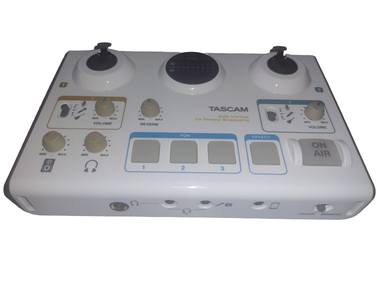 新品 未使用 TASCAM MiNiSTUDIO CREATOR US-42 MiNiSTUDIO CREATOR US-42 | Portable Podcast Station & USB