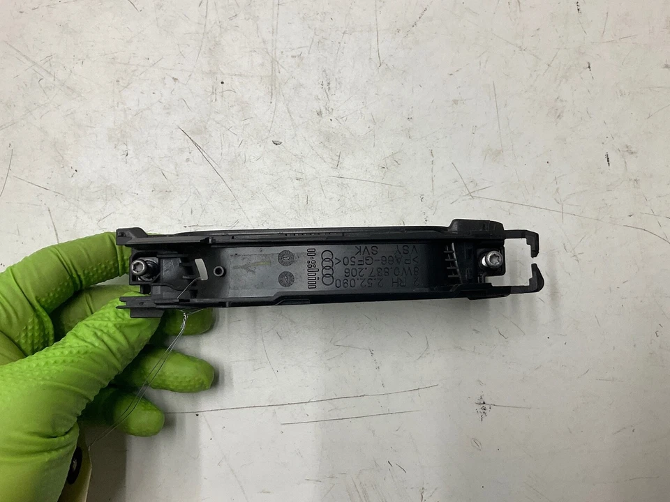 AUDI S4 2018 - Manija de puerta exterior delantera 8W0837206 Foto 2 de 4