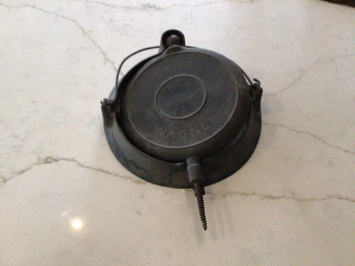 Antique #8 Wagner Sydney Waffle Maker Iron- see pics 1899 pat.
