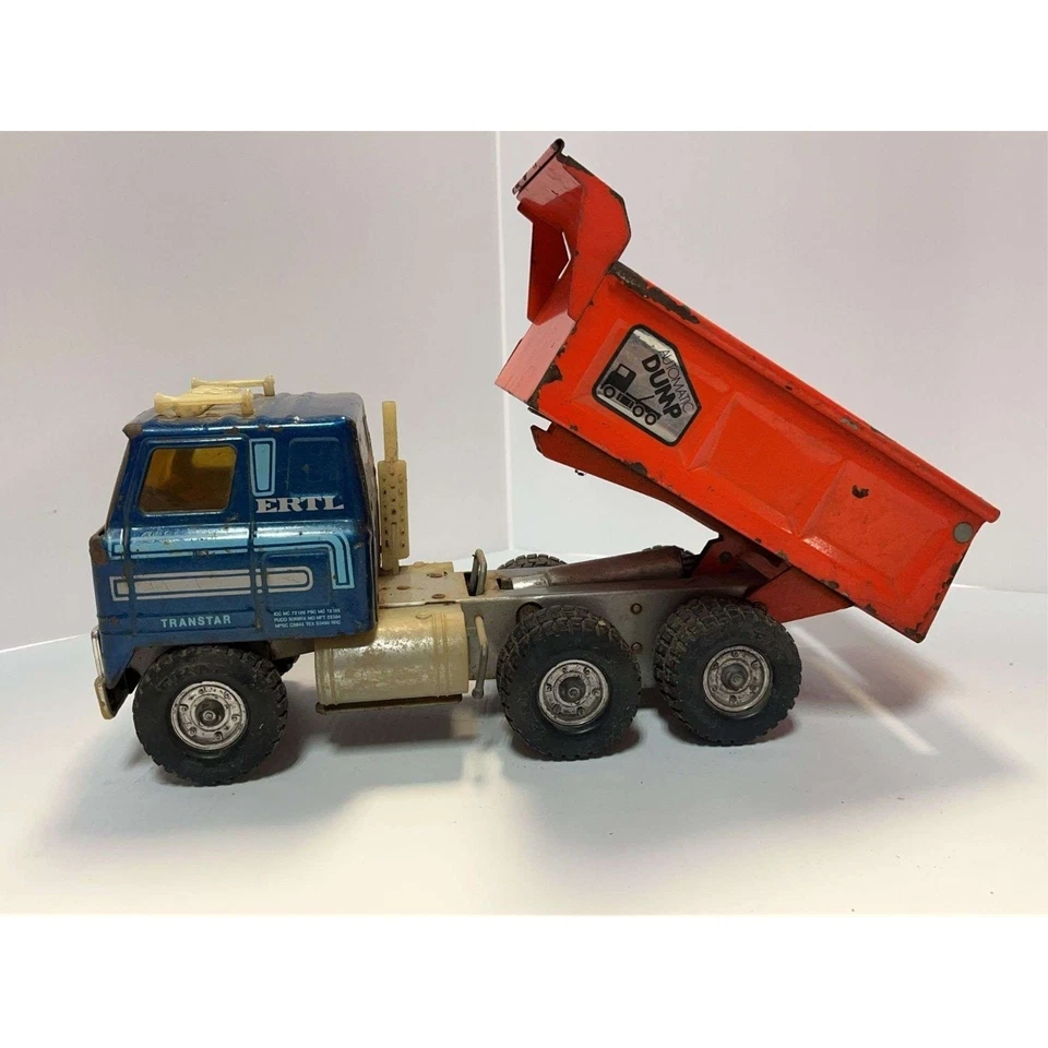 Camión de volteo Ertl Transtar de colección acero prensado 6x6 juguete de volteo automático Foto 2 de 4
