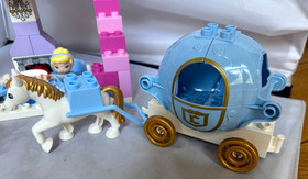 LEGO DUPLO  6153 & 6154 Cinderella&rsquo;s Castle And Carriage Sets 98% complete READ