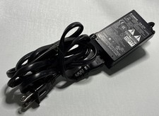 Genuine Canon CA-570 Camcorder Power Adapter 8.4V DC / 1.5A 12W