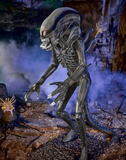 Spirit Halloween 2026 Alien Animatronic Xenomorph Giger Big Chap Collectible