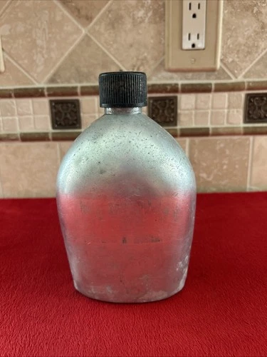 WW2 US Military Canteen Aluminum A.G.M. 1945 WWII