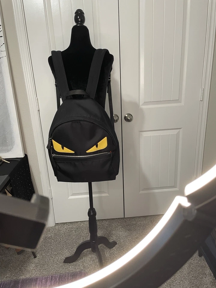 Mochila Fendi Monster Eyes con ojos amarillos en cuero y nailon con certificado de autenticidad Foto 3 de 4