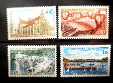 timbre FRANCE 1969  N°1582 au N°1585 MONUMENTS ET SITES"touristique NEUF**