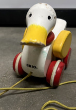 Brio Pull Toy Duck Moves Works Wooden Toy Pull Along Walk String Wings Head