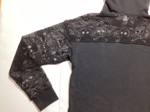 SUDADERA DE CORTE NEGRO TOPIC, MANGAS DE ENCAJE, GÓTICO MEDIO, PUNK, EMO, Y2K - Imagen 5 de 6