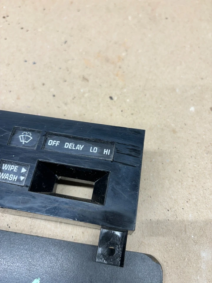 1981 1982 1983 1986 DODGE D100 W150 D350 WINDSHIELD WIPER HEADLIGHT SWITCH BEZEL - Image 2 of 4