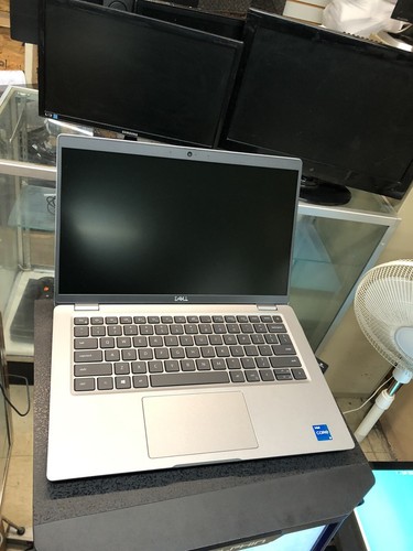 Dell Latitude 5421 14” FHD Laptop, Core i5-11400H, 16g RAM, 256GB SSD, Win10 Pro - Picture 3 of 9