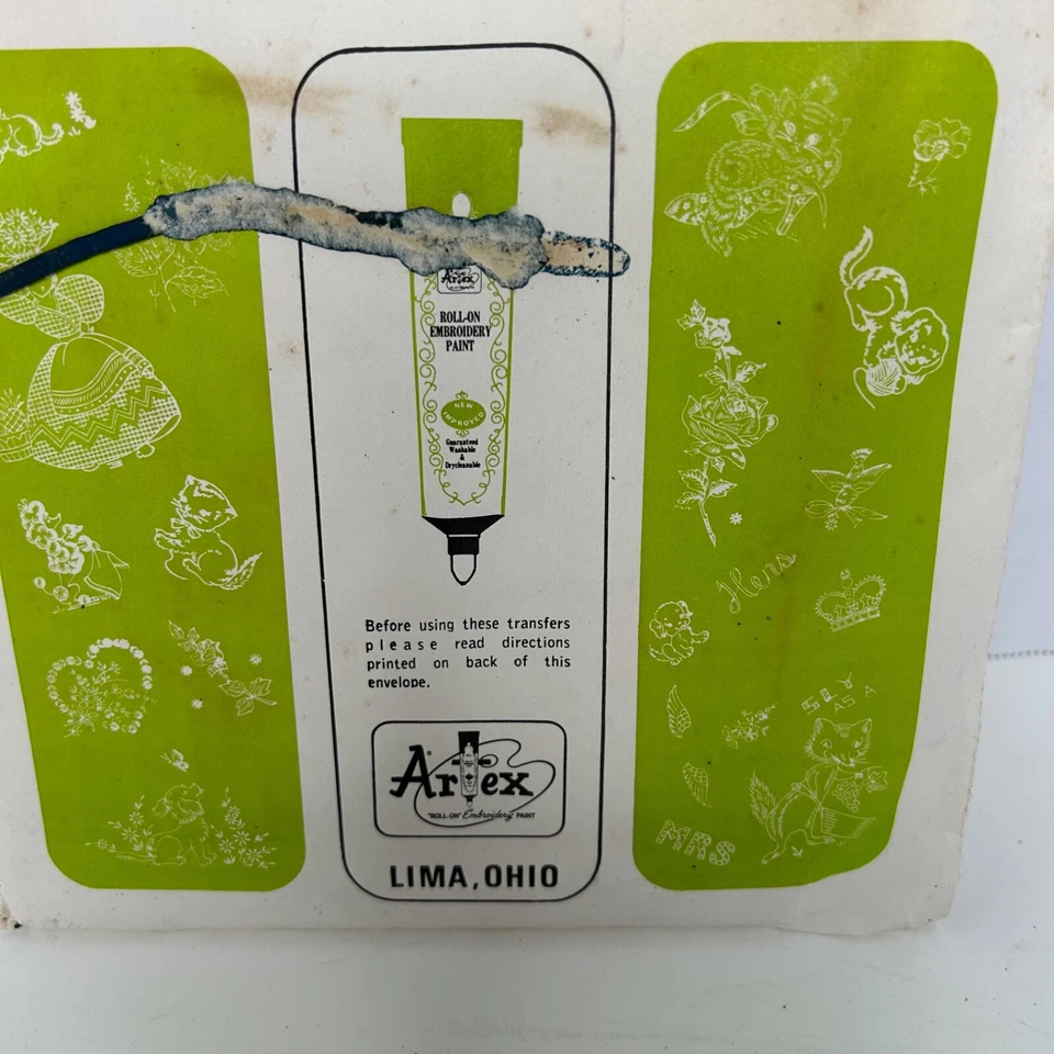 Vintage Unused Artex Kittens & Flowers Transfer Pattern Embroidery No 2200 - Image 2 of 4