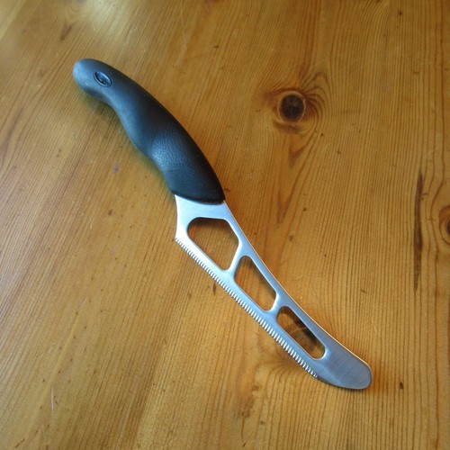 Cutco Cheese Knife 1504 KN Soft Grip Black Rubber Handle 5" blade USA