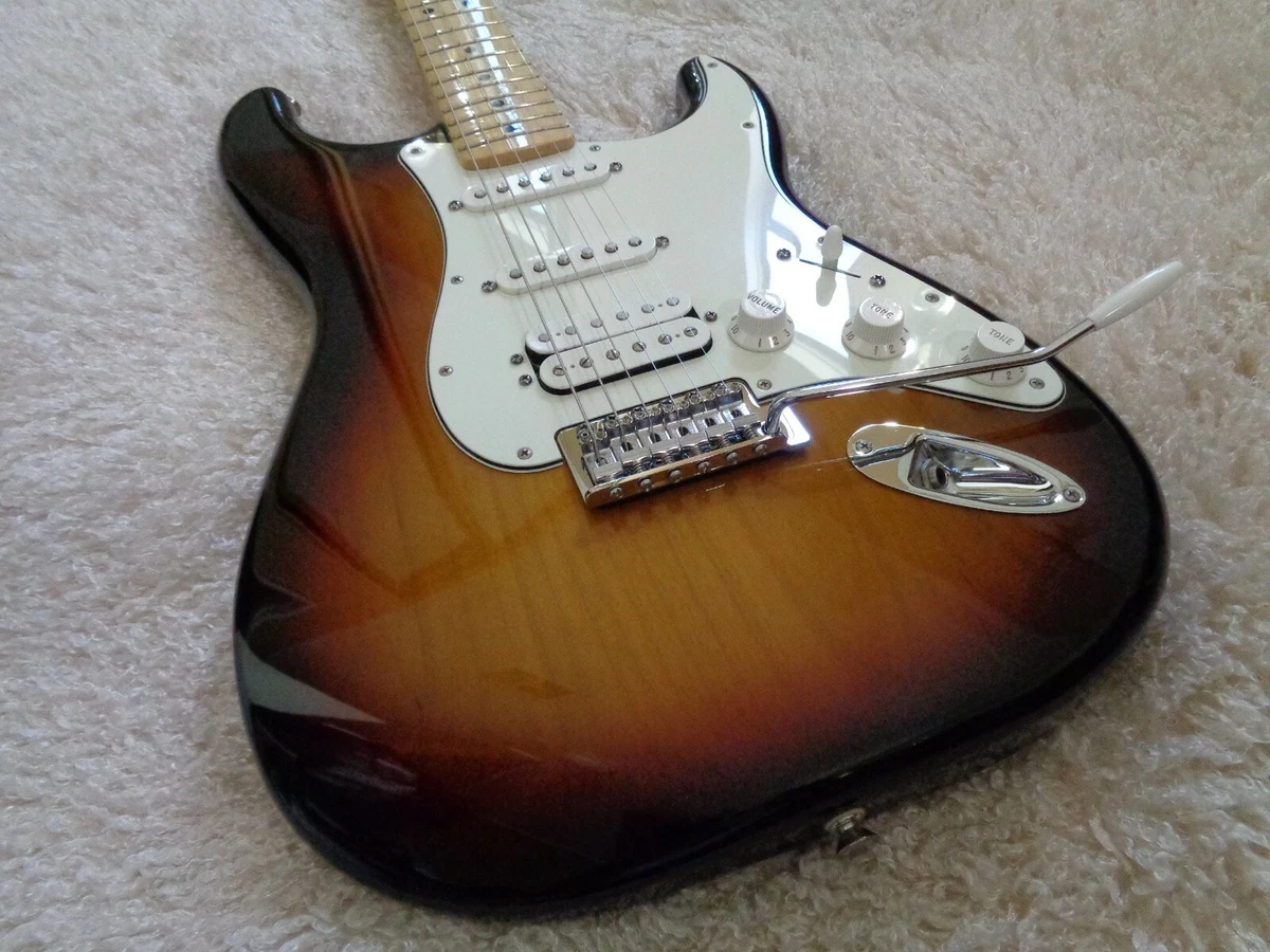 2014 Fender standard Stratocaster HSS Mexico maple neck sunburst