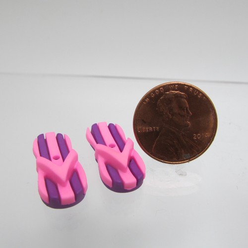 Dollhouse Miniature Flip Flop Sandals Adult Size Stripe Colors CAR1369 - Bild 2 von 7