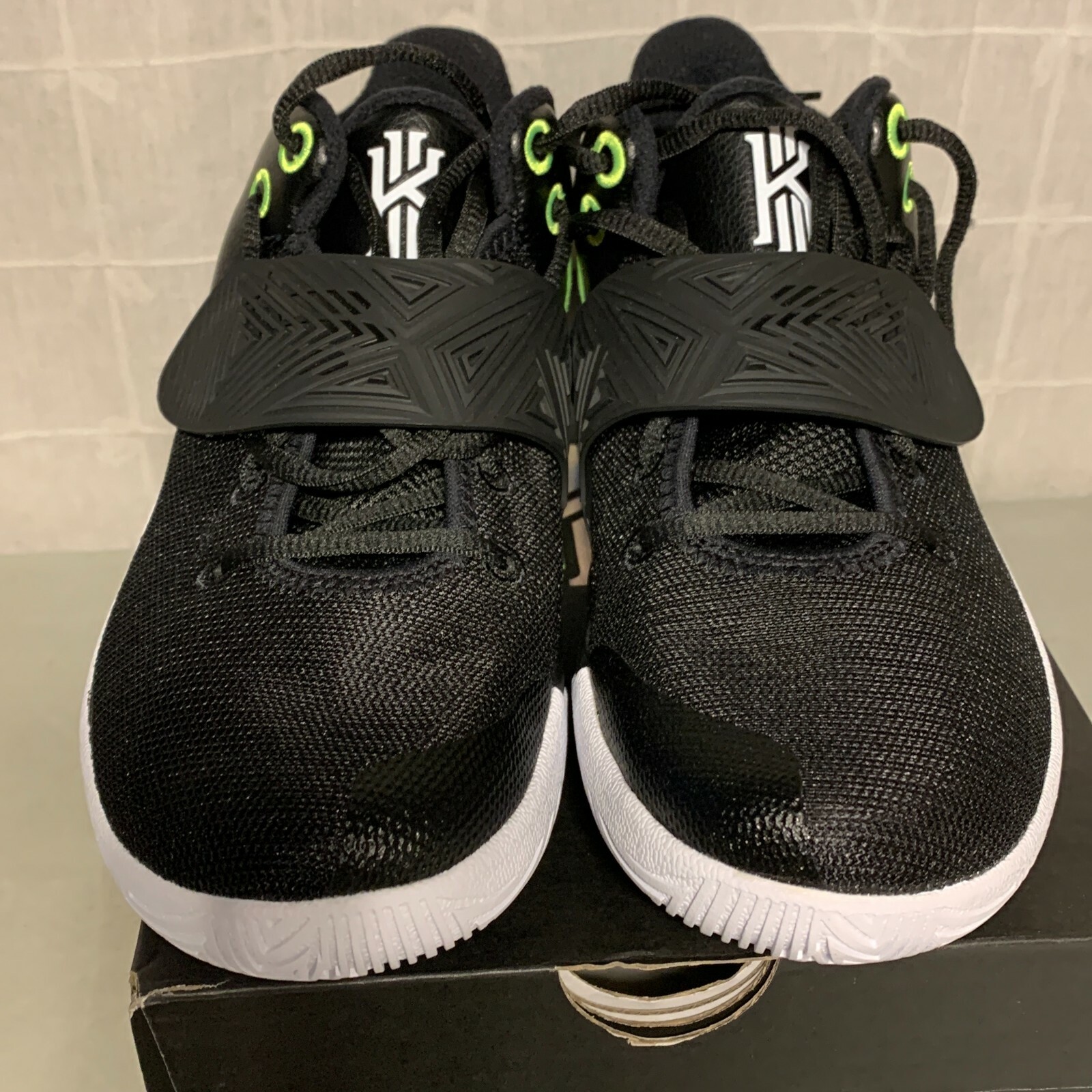kyrie flytrap 3 black