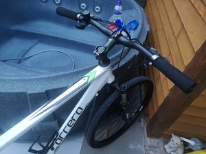 carrera centos mountain bike