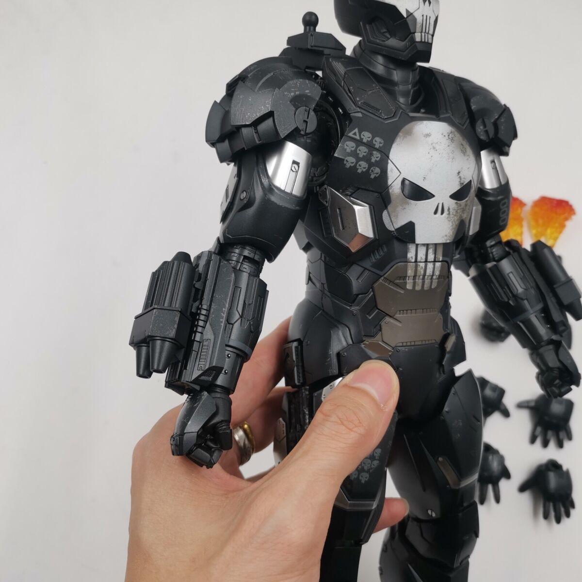 1/6 HT VGM33D28 Body Figure Hot Toys Future Fight War 1/6 HT VGM33D28 Body Figure Hot Toys Future Fight War