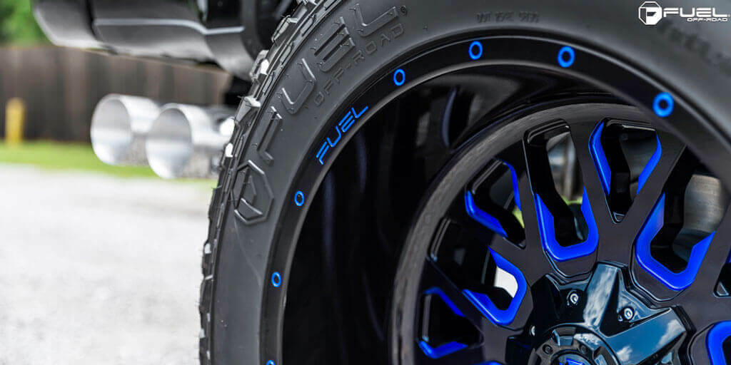 (4) 17" Fuel Wheels D645 Stroke Gloss Black w Candy Blue Off Road Rims