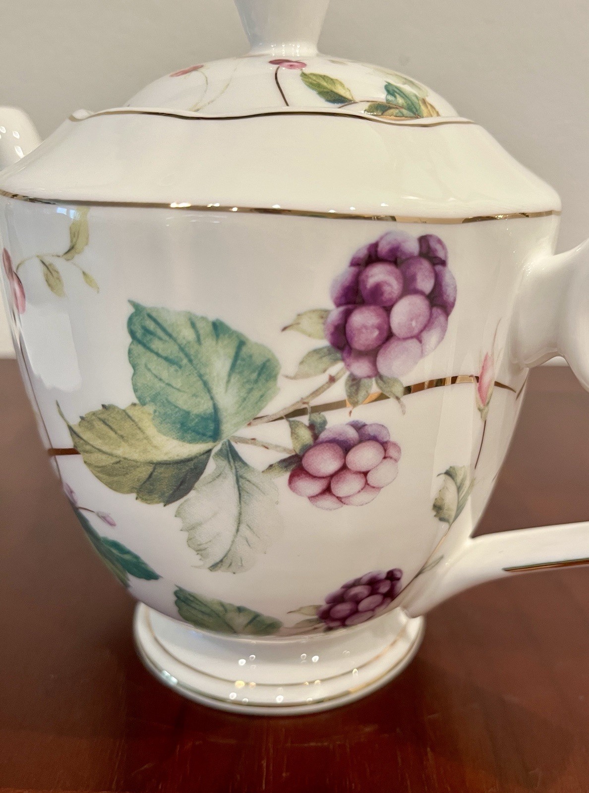 Grace Teaware Fine Porcelain Teapot With Lid Summer Berries 6.5” Tall
