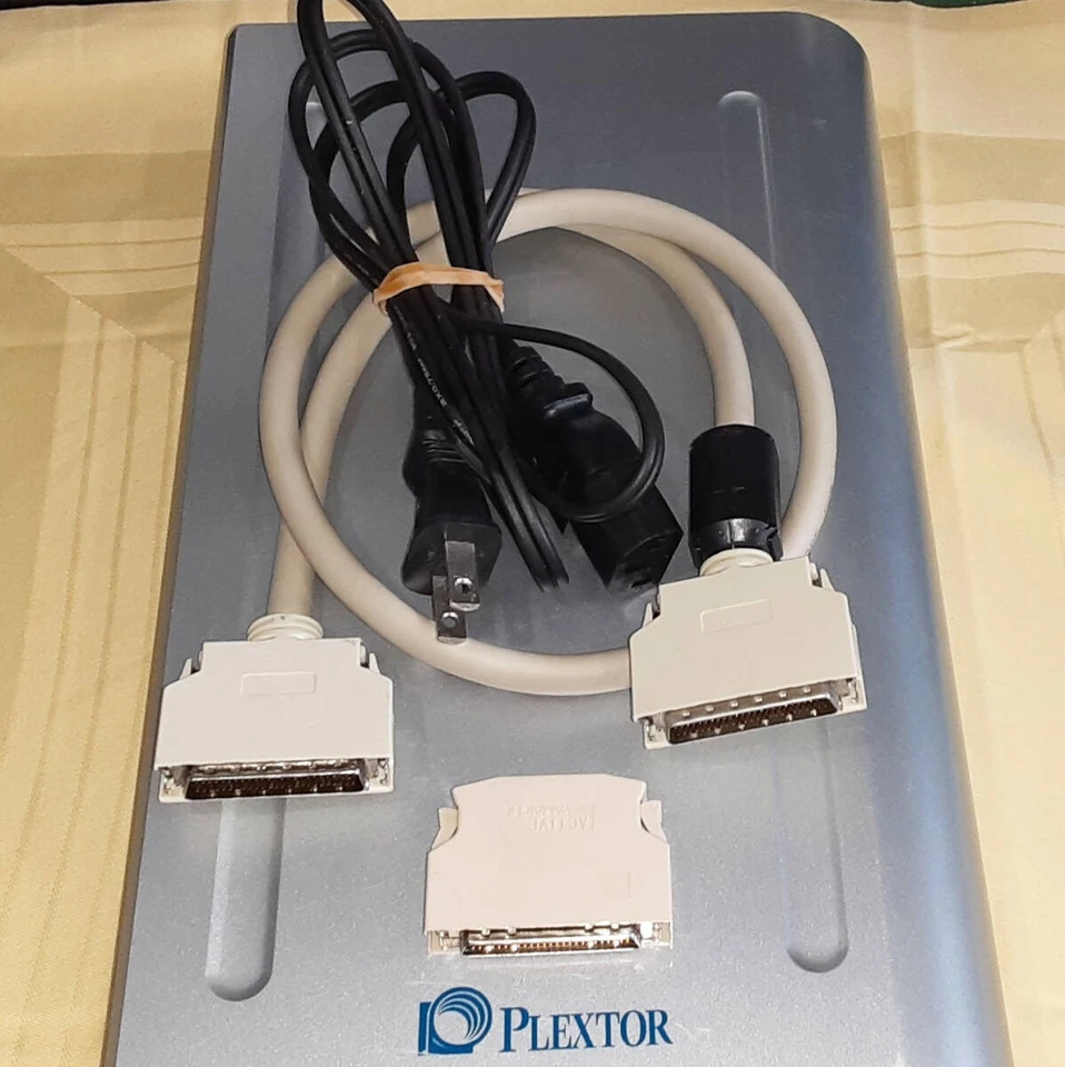 Vintage PLEXTOR CD-RW PX-W124TSE SCSI-2 Drive - Tested & Working! - Image 4 of 4