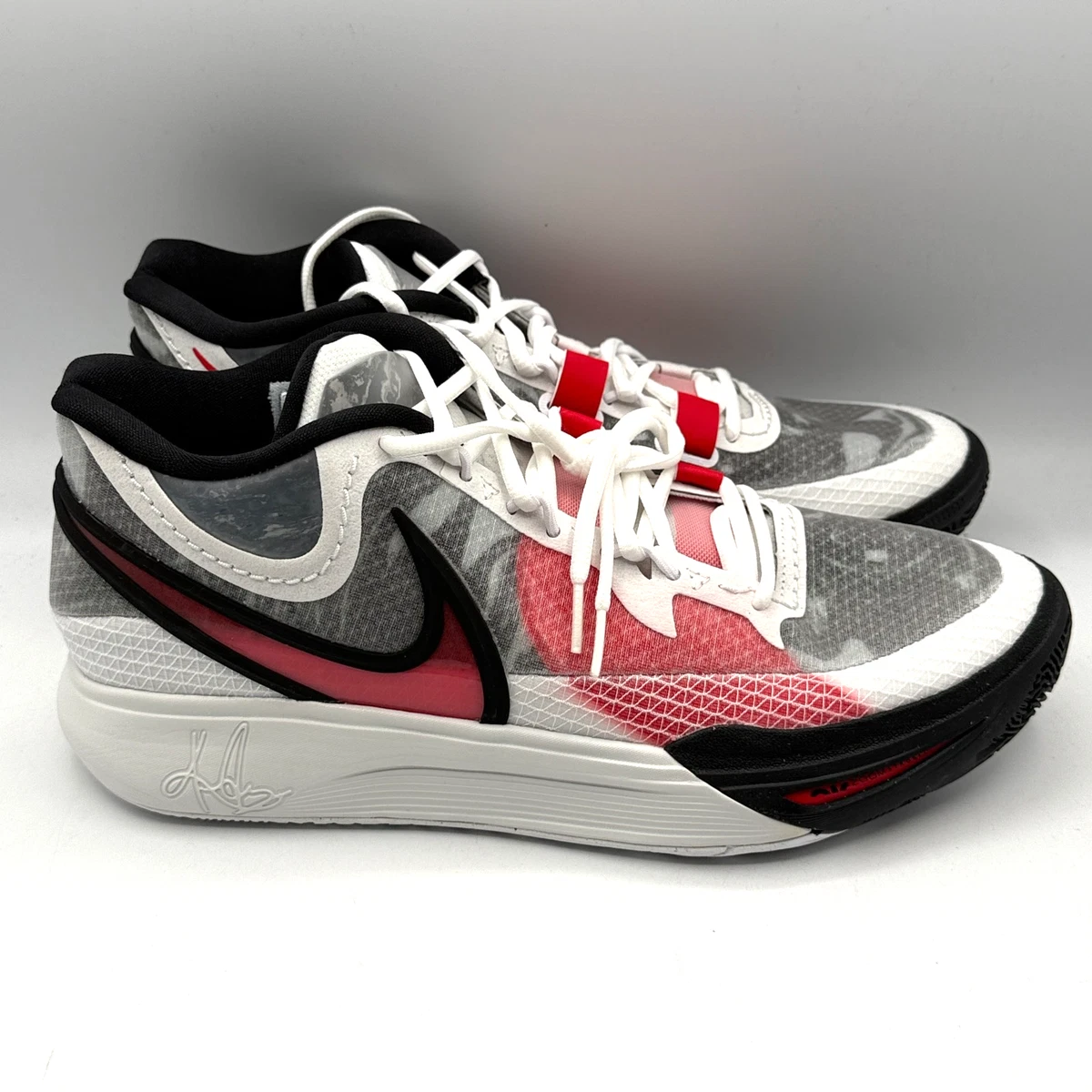 Preços baixos em Nike Kyrie 8 White Black | eBay