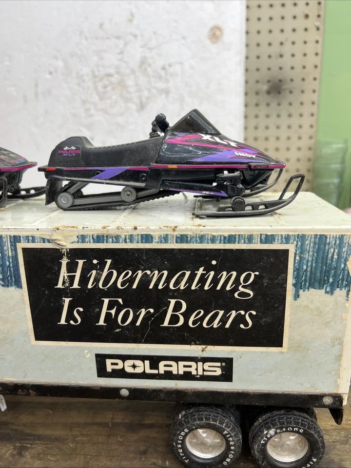 Polaris- Hibernating is for Bears Stamped Steel 18-Wheeler by Nylint - Image 3 of 4
