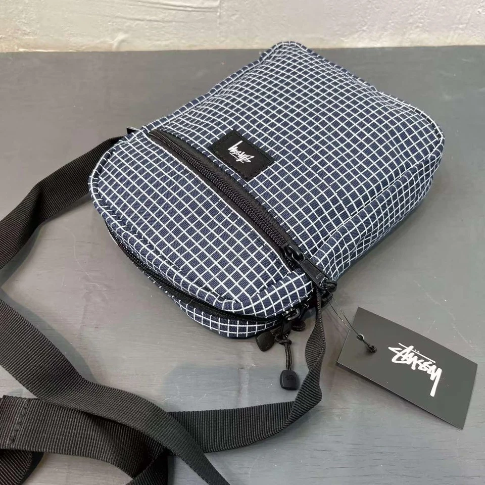 Bolso Bandolera Stussy Streetwear Patrón a Cuadros Ligero y Duradero Negro Foto 3 de 4