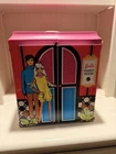 Vintage 1968 MATTEL Barbie Family House Fold-Out Vinyl Dollhouse w/furniture.