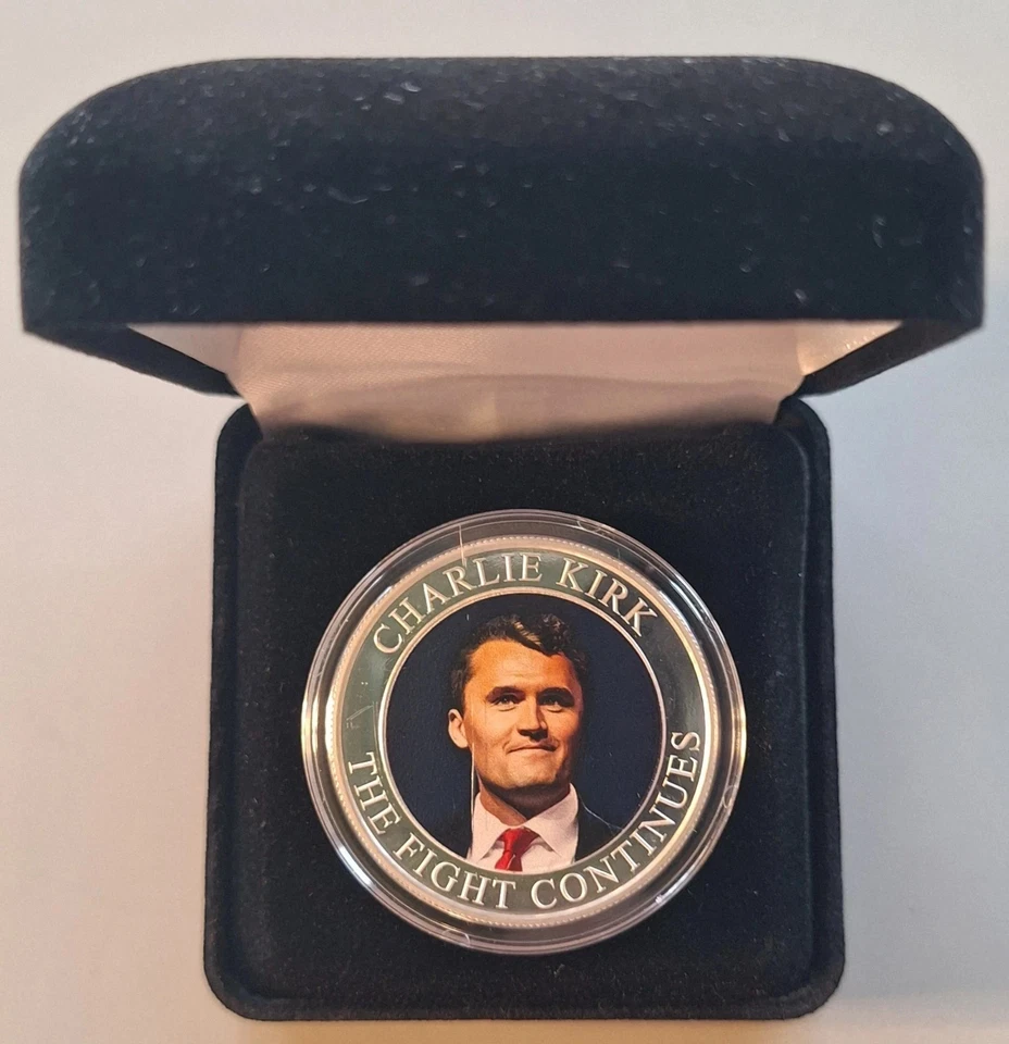 Moneda conmemorativa Charlie Kirk con certificado - 1 onza troy, plata .999 Foto 2 de 4