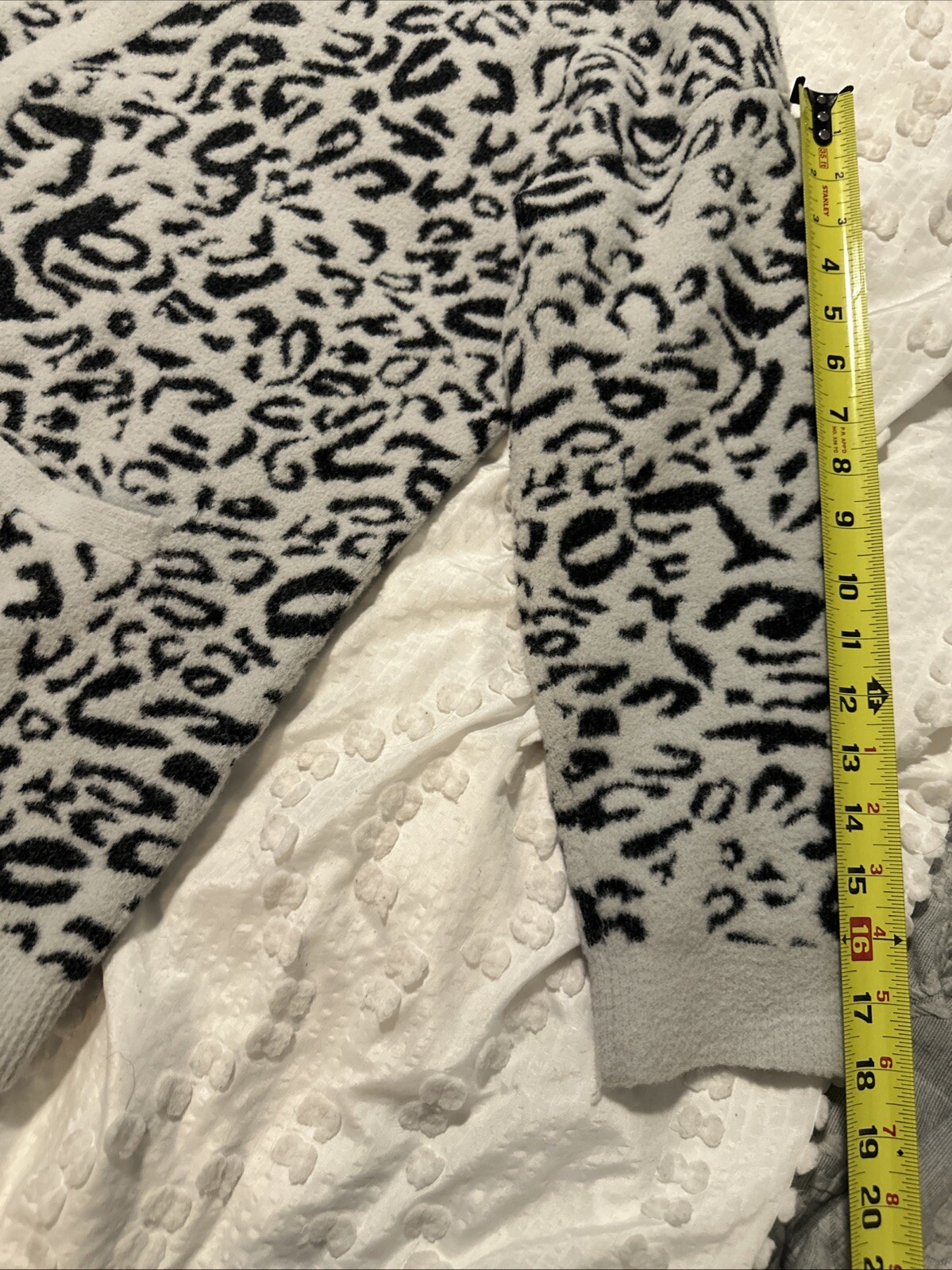 Chico’s 3 gray black leopard pattern open cozy sw… - image 8