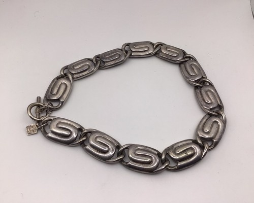 Vintage Anne Klein Chunky Silver Necklace Link Style closure - 第 2/8 張圖片