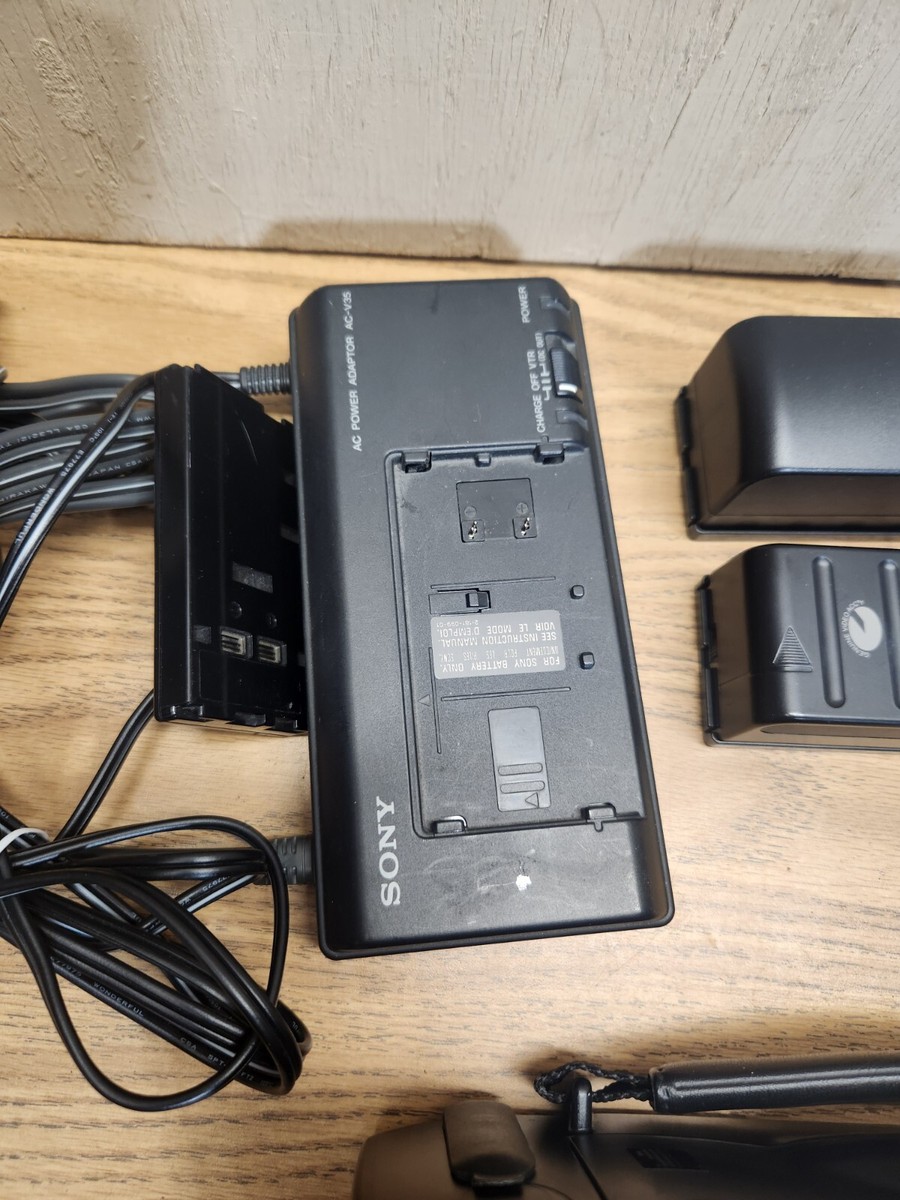 SONY Video Handy Cam Camera Recorder Model CCD-TR91 Steady Shot