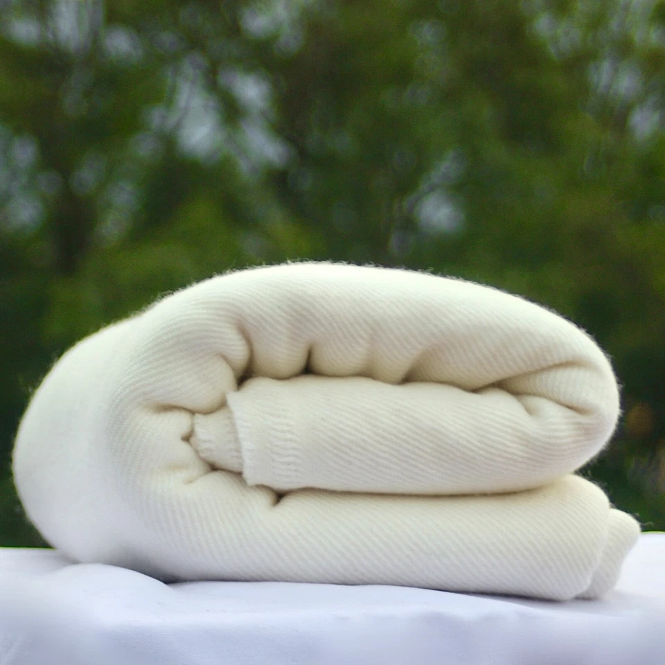 Cashmere Blanket "Lhotse", Handmade from Nepal, King Size, Personalizable, Throw - Image 3 of 4