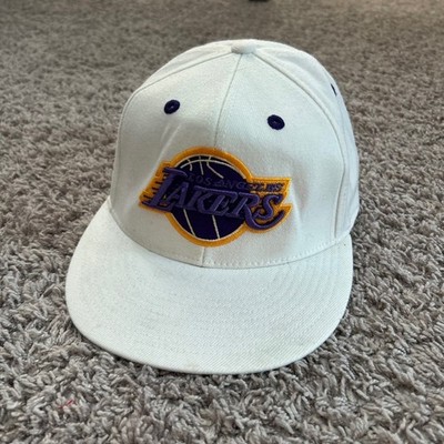 Adidas Los Angeles Lakers NBA Hat Cap 210 Flexfit White Purple 7 1/4-7 5/8