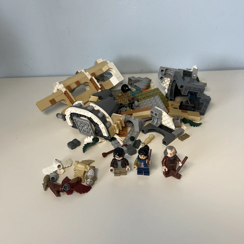 LEGO Harry Potter 76430 Hogwarts Castle Owlery, photo 1 of 5