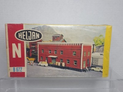 Heljan N Scale B 672 Furniture Factory Comercial Building Kit NOS  Sealed