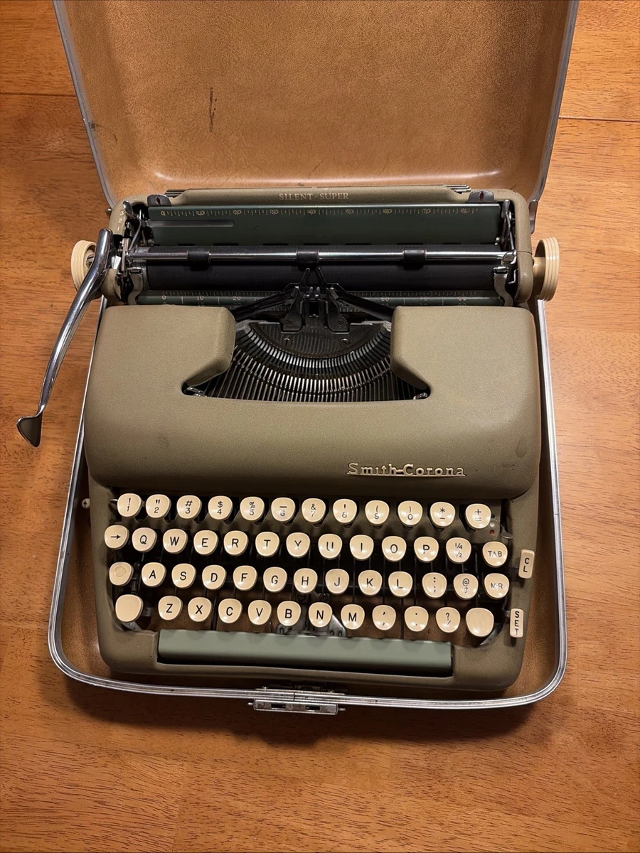 25+ Smith Corona Manual Collectible Typewriters for sale | Updated