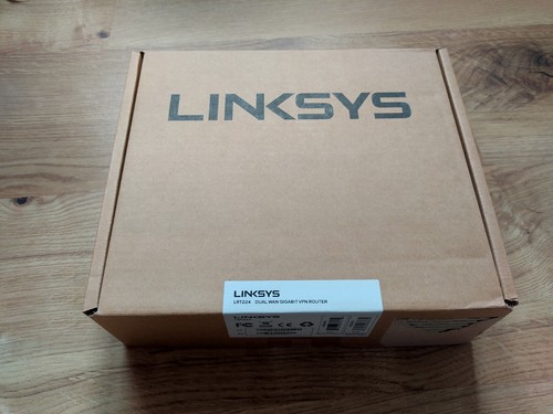 Linksys LRT224 - Router - VPN Gigabit Dual Wan VPN Firewall 4 Port