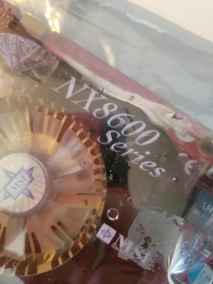 MSI NX8600 Series Graphics Card NX 8600 GT 256mb PCI E - Image 2 of 4